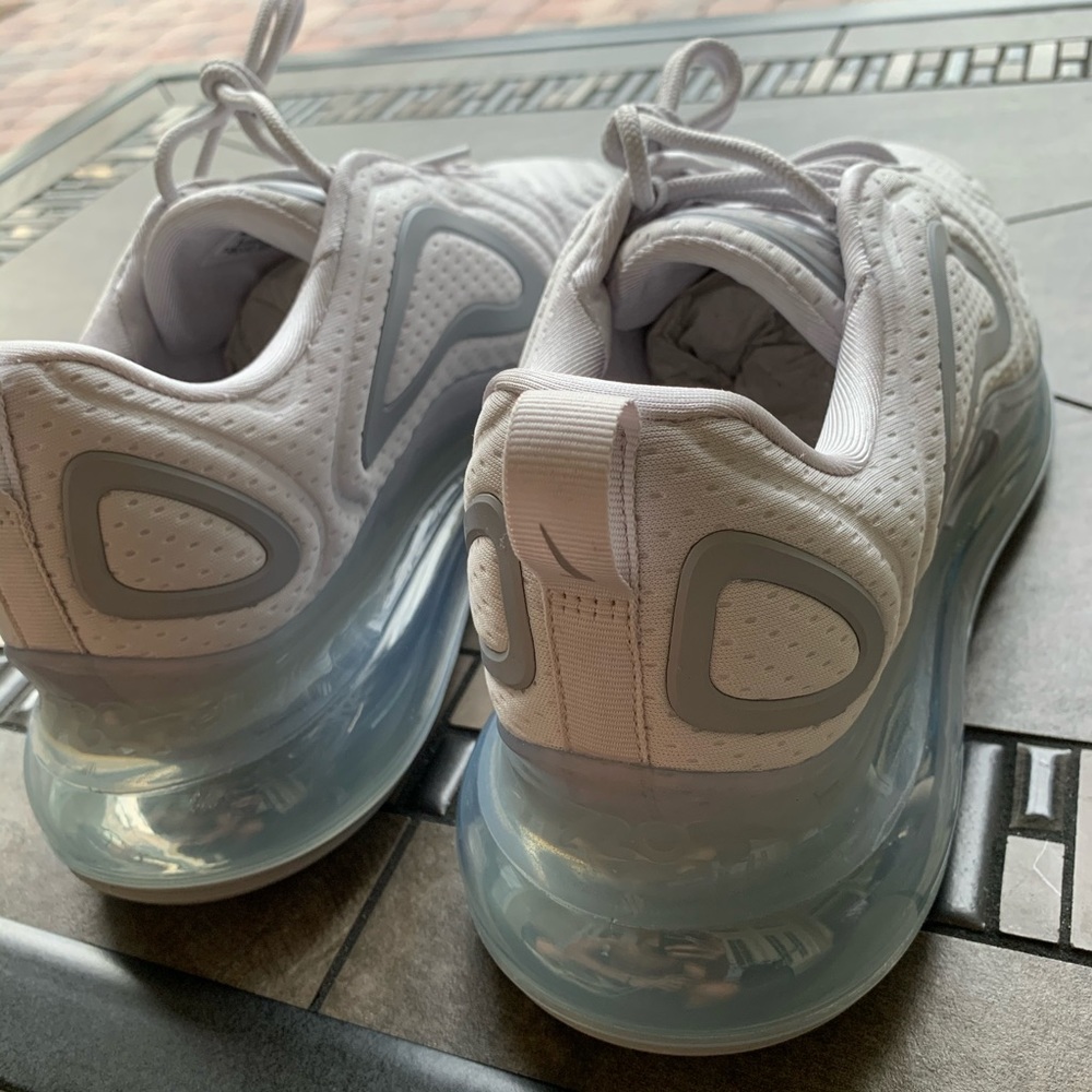 Nike air max 720 • BRAND NEW/NEVER WORN • - Picture 15 of 16
